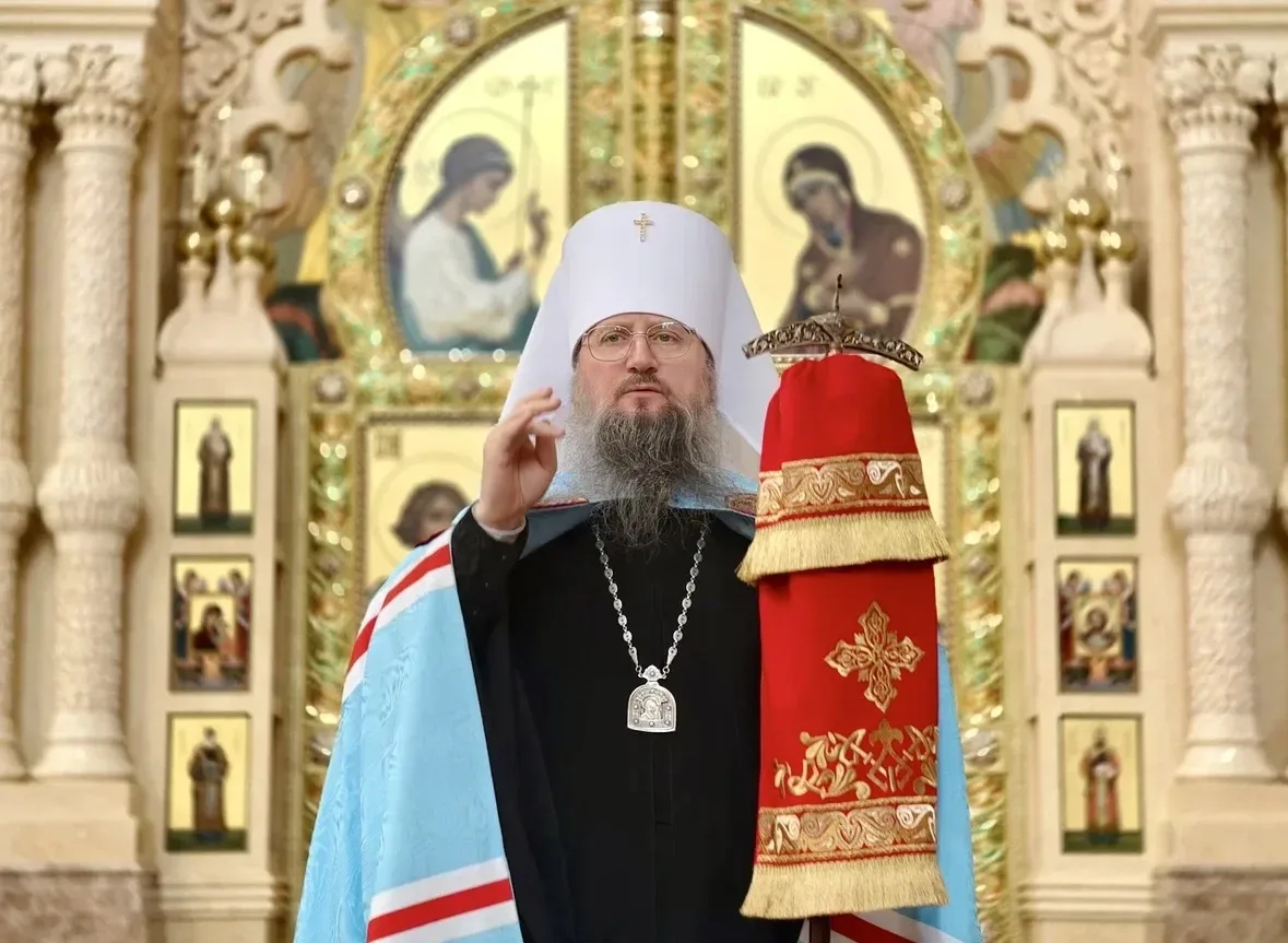 Правящий архиерей возглавил всенощное бдение в Спасо-Преображенском соборе в канун Неде...