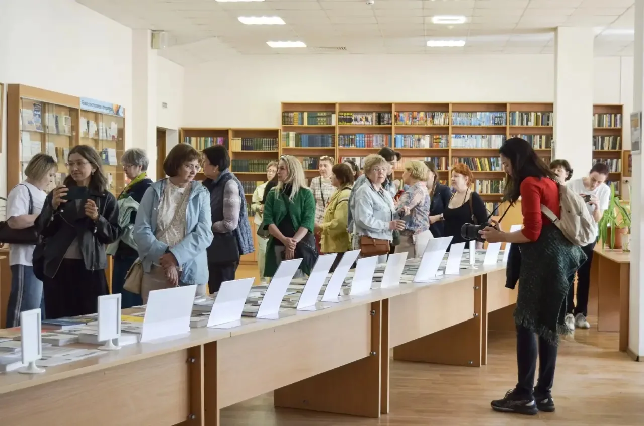 🏛️Вдохновение науки: экскурсия в мир биотехнологий и инноваций Университета биотехнологий  В Универс