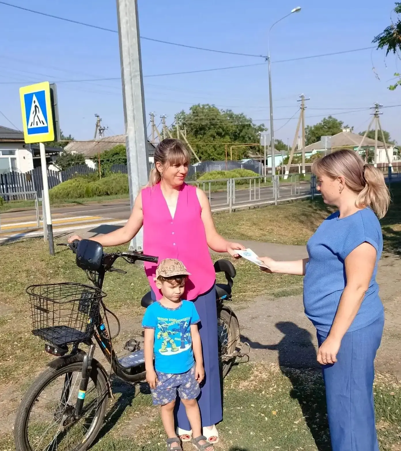 Педагоги МБДОУ напоминают  о  профилактике  ДТП с участием велосипедистов — в первую оч...