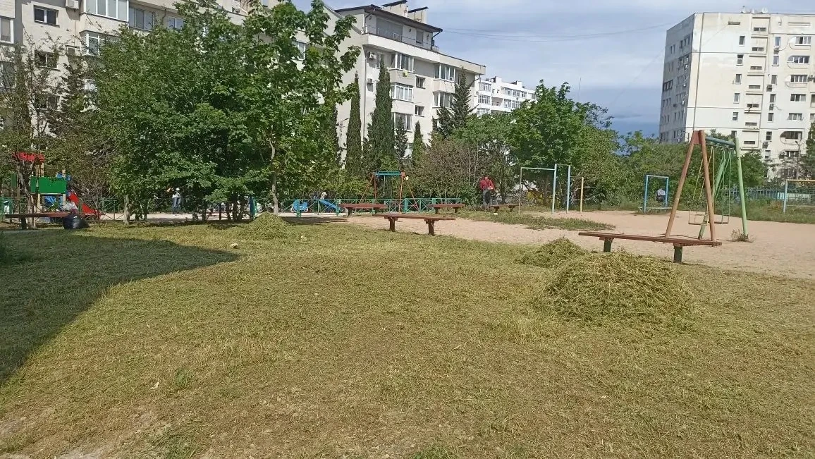📌 Также сообщаем, что по адресу: ул. Астана Кесаева, д. 16 проводятся работы по покосу...