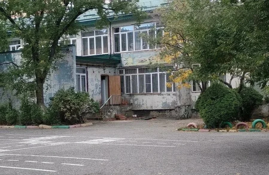 🚨😱«Спрятали палец в колготки»: шокирующий случай в детском саду Махачкалы   В дагестанском детсаду №