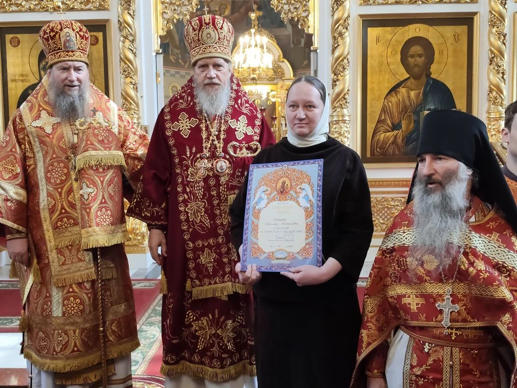 Архиерейских грамот удостоились помощники игумена нашего монастыря.