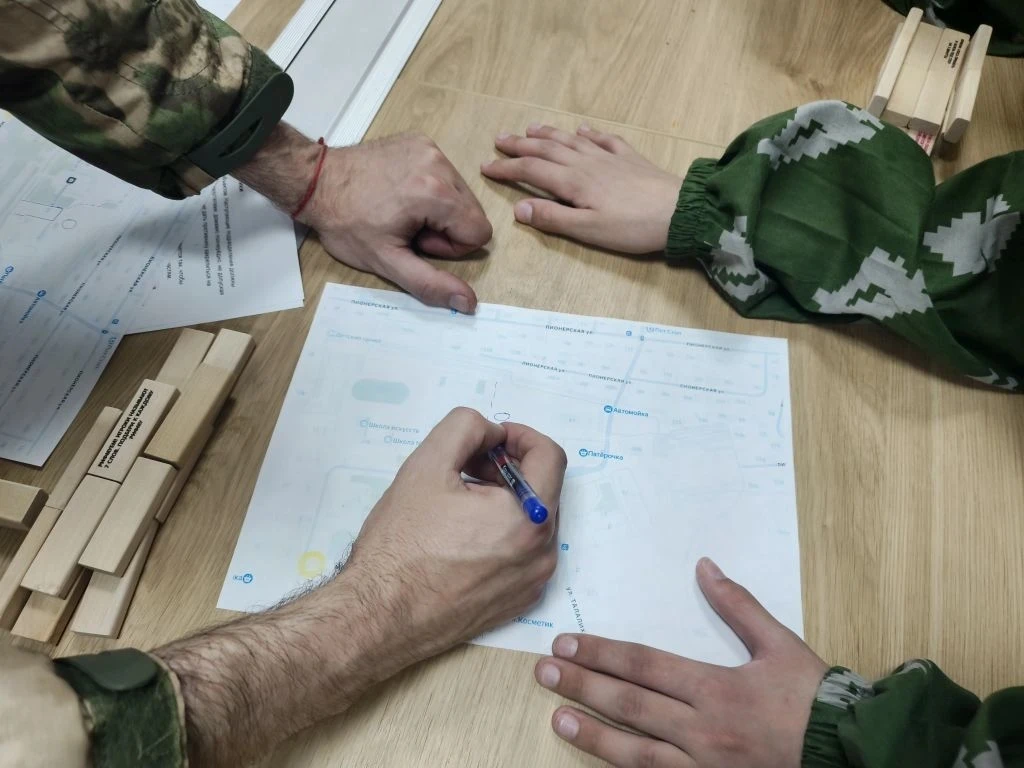 💼 ГИМНАЗИЯ-ЭТО ИНТЕРЕСНО!  💪В гимназии прошла тренировка младшего отряда «Юнармии» на тему: "Тактика