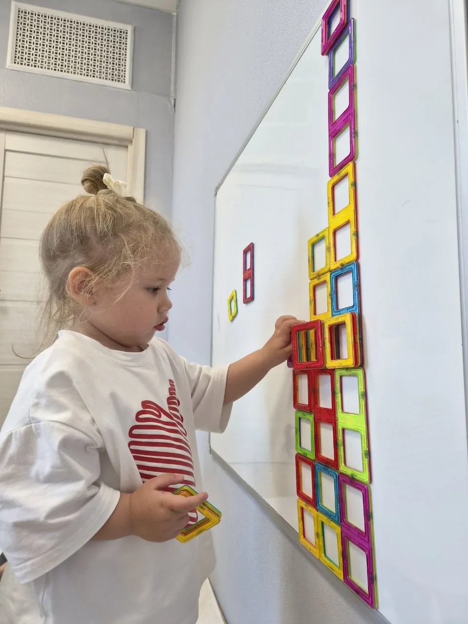 🌱 Нейро-ясли для малышей 2–3 лет — время для развития детей и свободы для мам 💛
