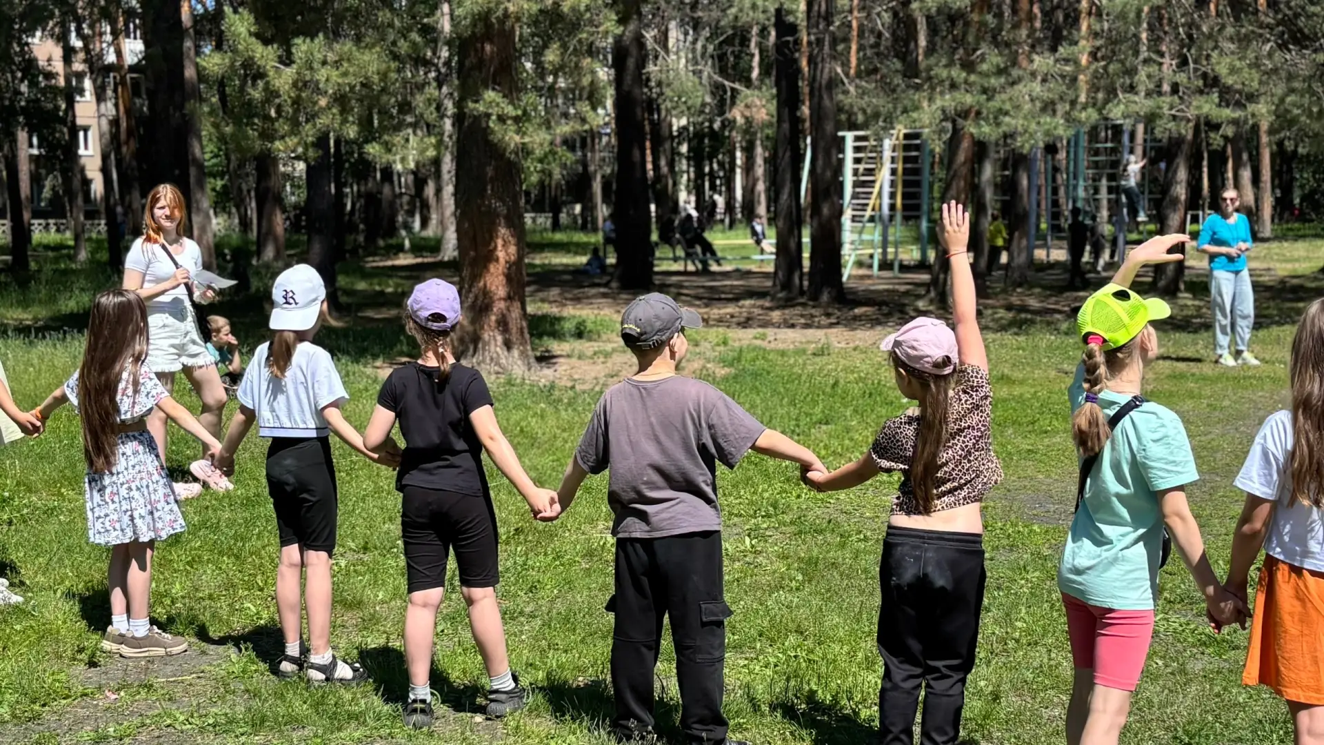 ❤ Когда народные игры покоряют сердца!

Вчерашний день в лагере дневного пребывания был по-настоящем