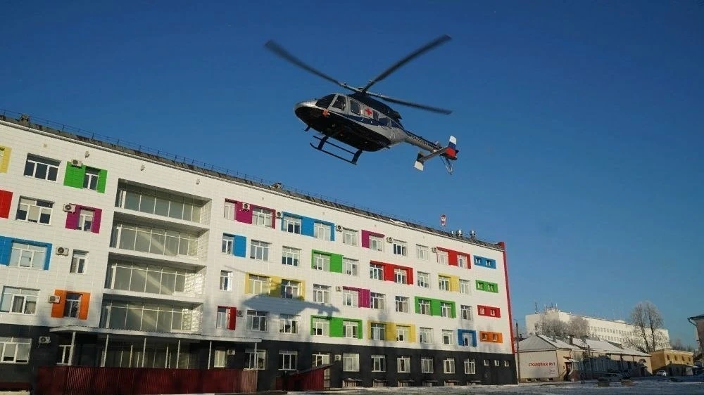 Девять лет санитарной авиации Кировской области: за каждой цифрой - спасенная жизнь