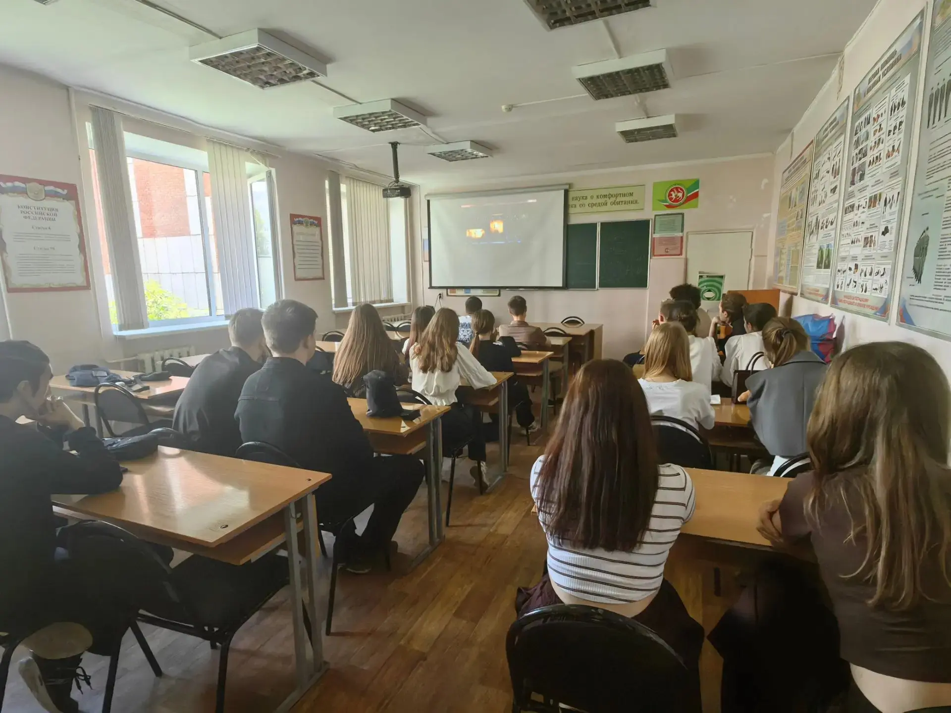 📌АТЭТ продолжает проводить мероприятия, посвященные Дню памяти и скорби

✔️18 июня обучающиеся учеб