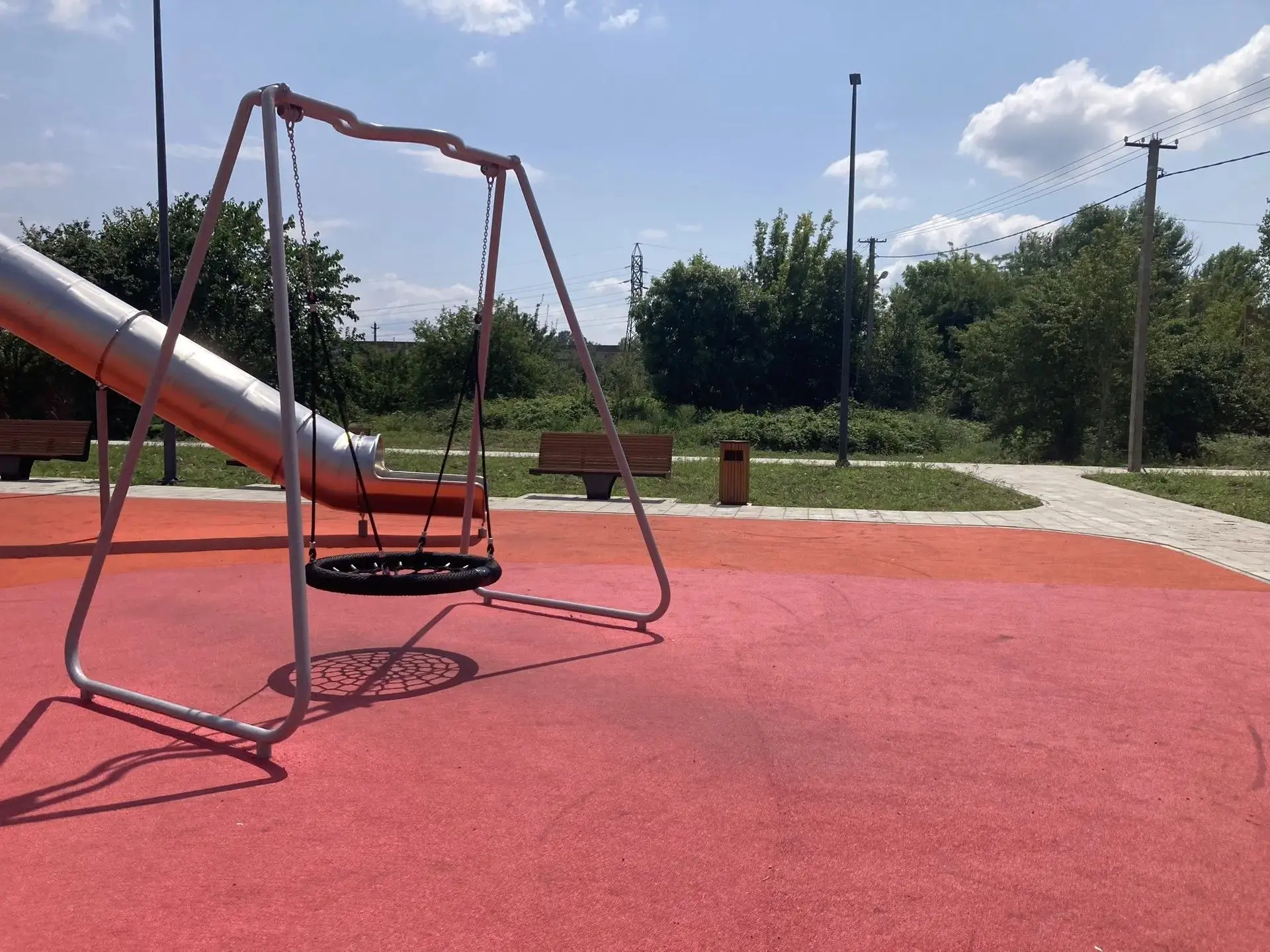 🌳В Апшеронске благоустраивают сквер имени Комарова