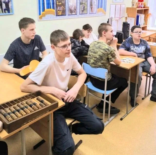 2 апреля в нашем центре прошла интересная викторина «Знатоки в мире финансов» для детей...