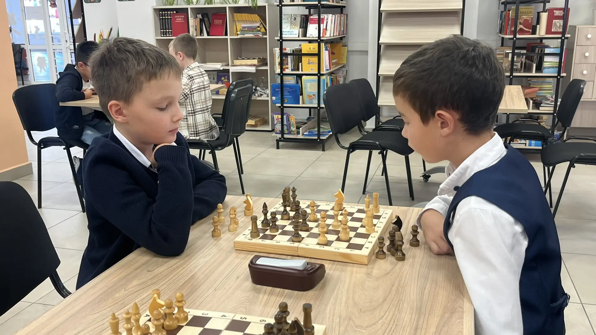 Шахматные соревнования продолжаются ♟️