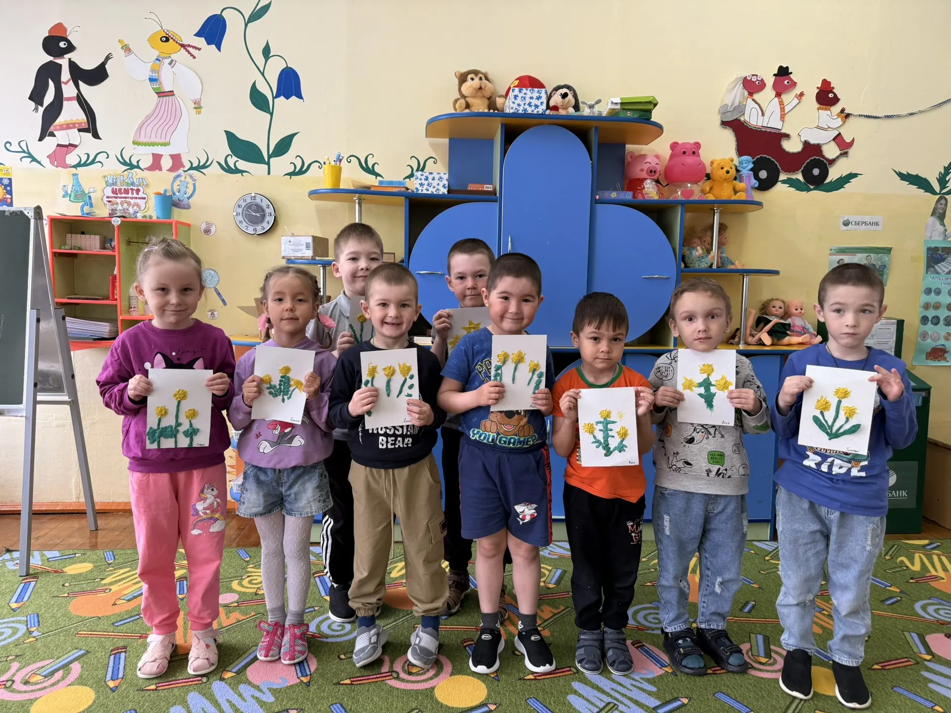 🌼13 мая - День одуванчика. 🌼
🌼День одуванчика — это праздник, который отмечается в разных странах