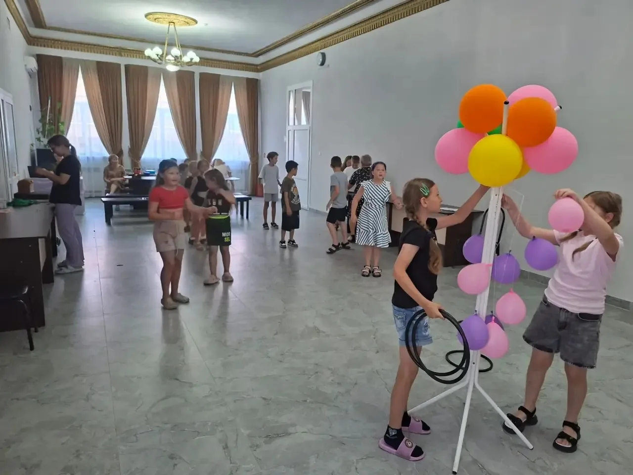 Лето – удивительная пора. Дети с нетерпением ждут теплых дней насыщенных яркими впечатлениями.

18 и