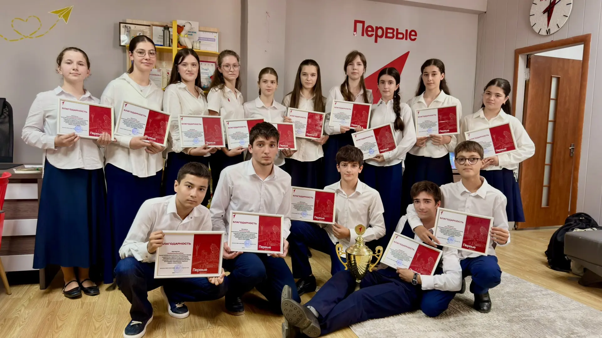 В стенах нашей школы прошло заседание Совета Первых, где: