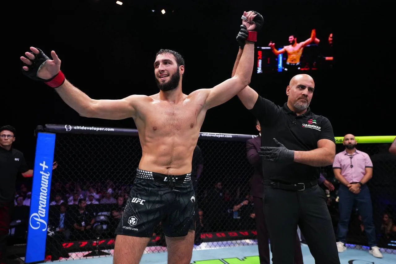⚡️Дебют Магомеда Тучалова в UFC оказался победным: на турнире UFC Fight Night в Абу-Даб...