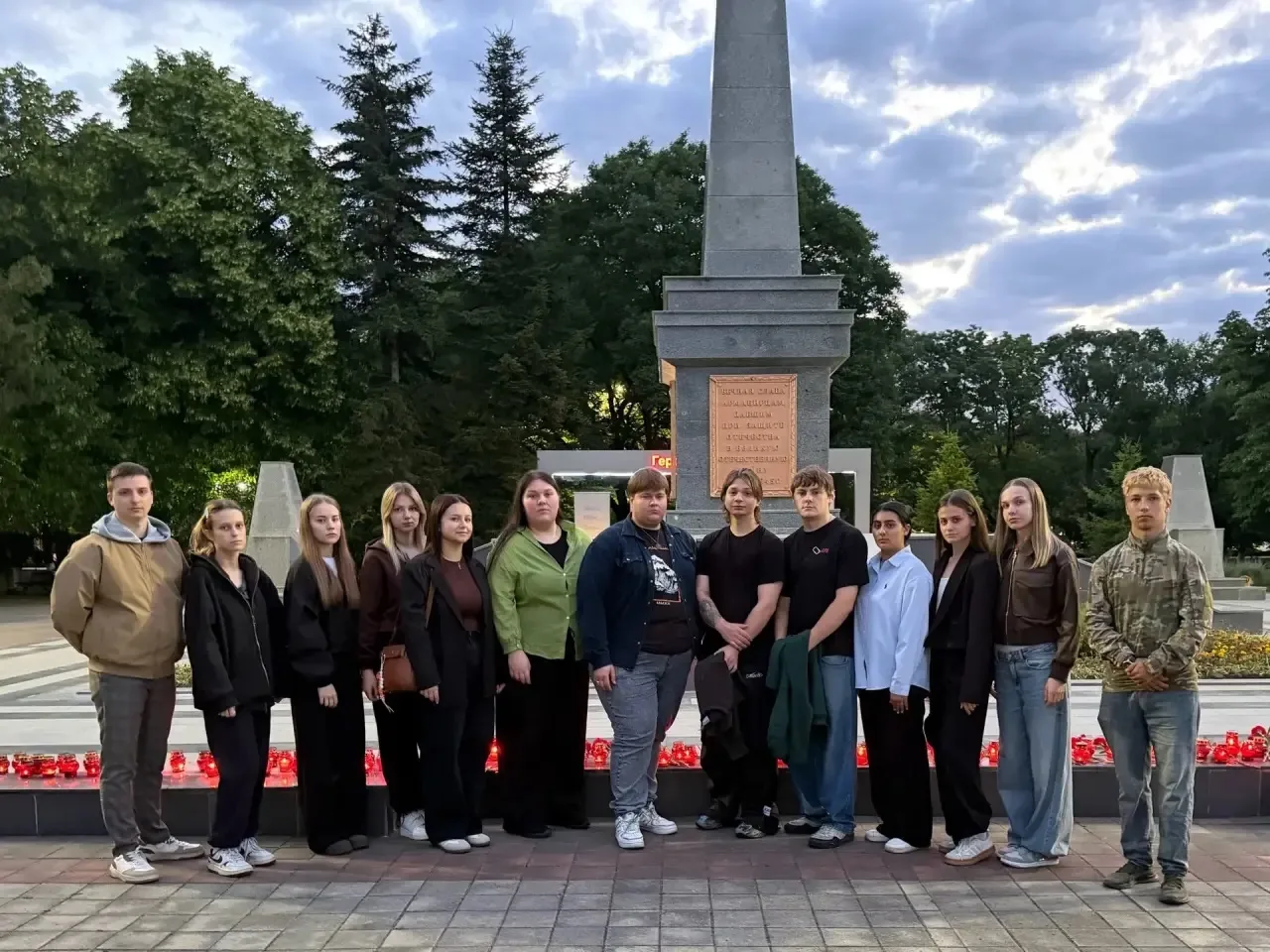 🕯 Мы помним: делегация АГПУ приняла участие в общегородском митинге ко Дню памяти и ск...