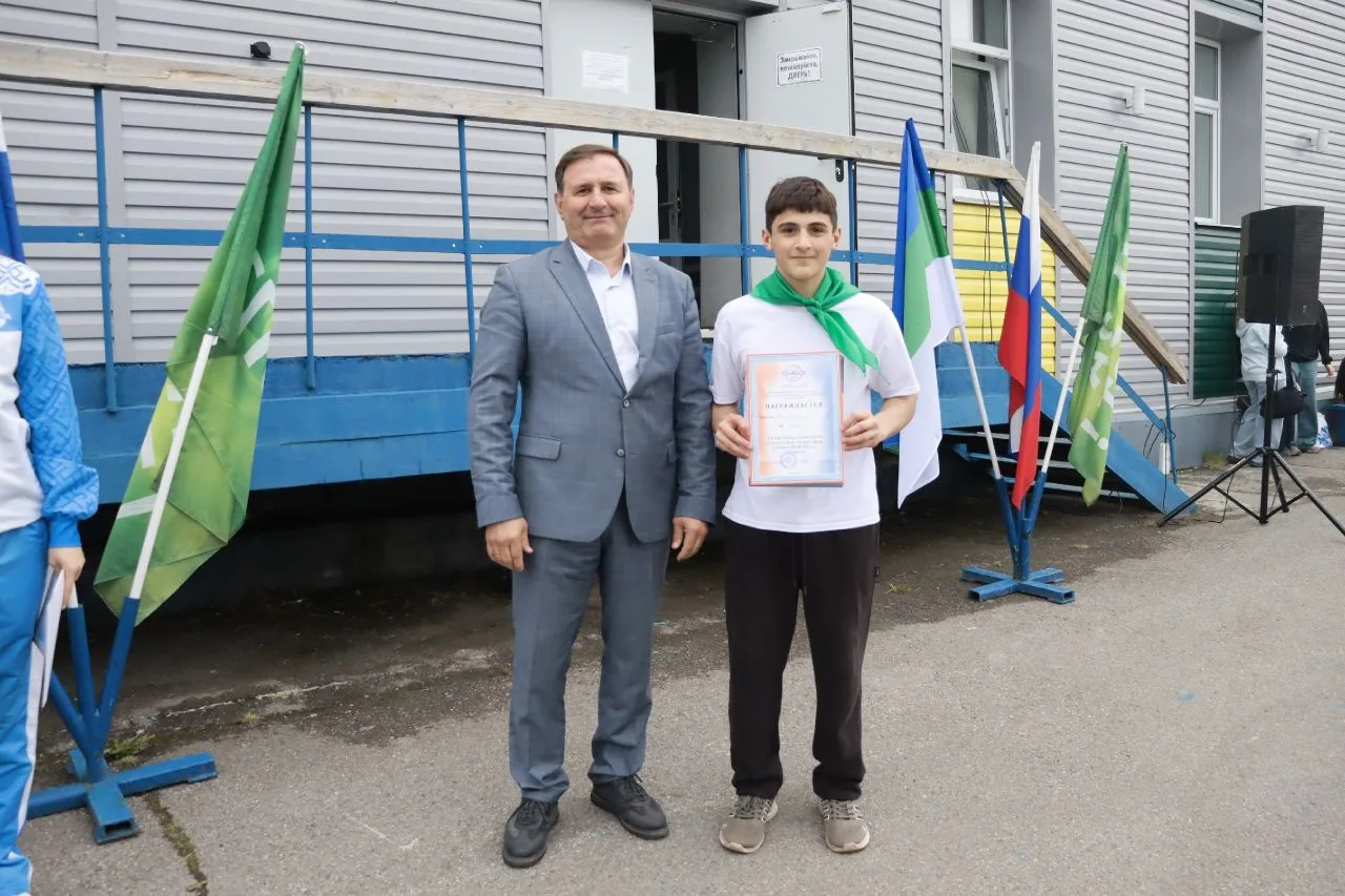 📢 Четвертый день  смены нашего лагеря труда и отдыха выдался жарким во всех смыслах!

☀️ День начал