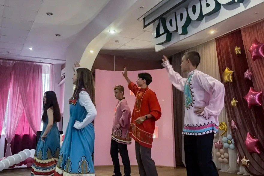 ⭐️ Танцевальный хоровод дружбы

Эта неделя в смене «Содружество Орлят России» подарила нам самое ярк