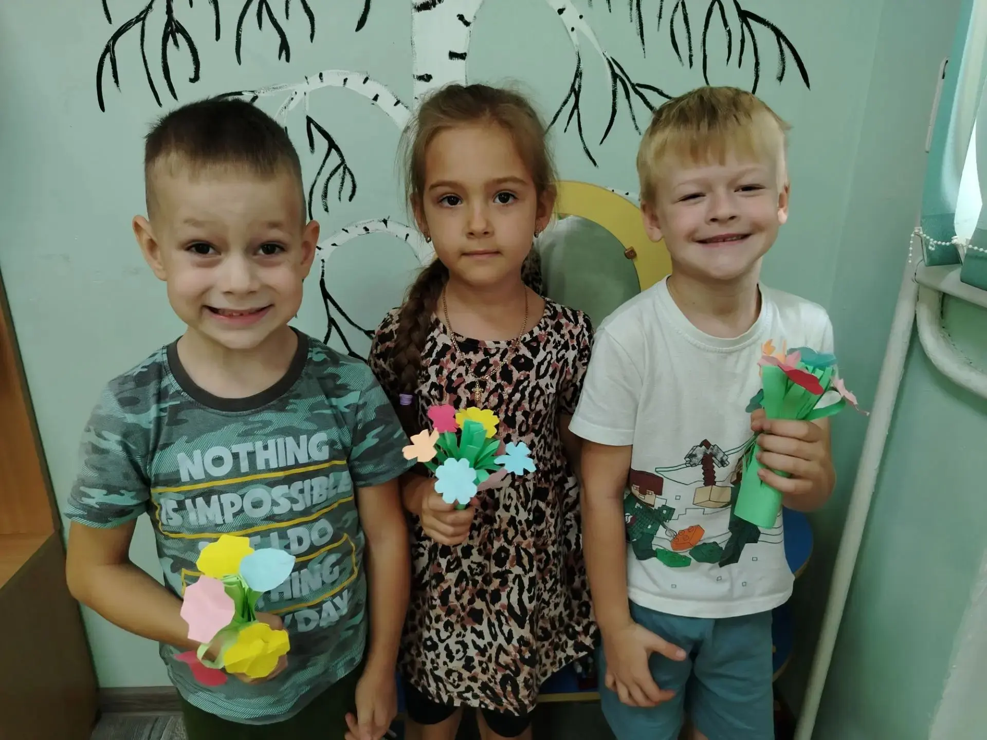 🎉 День дружбы в старшей разновозрастной группе! 🤝

Сегодня мы посвятили день самому тёплому и важн