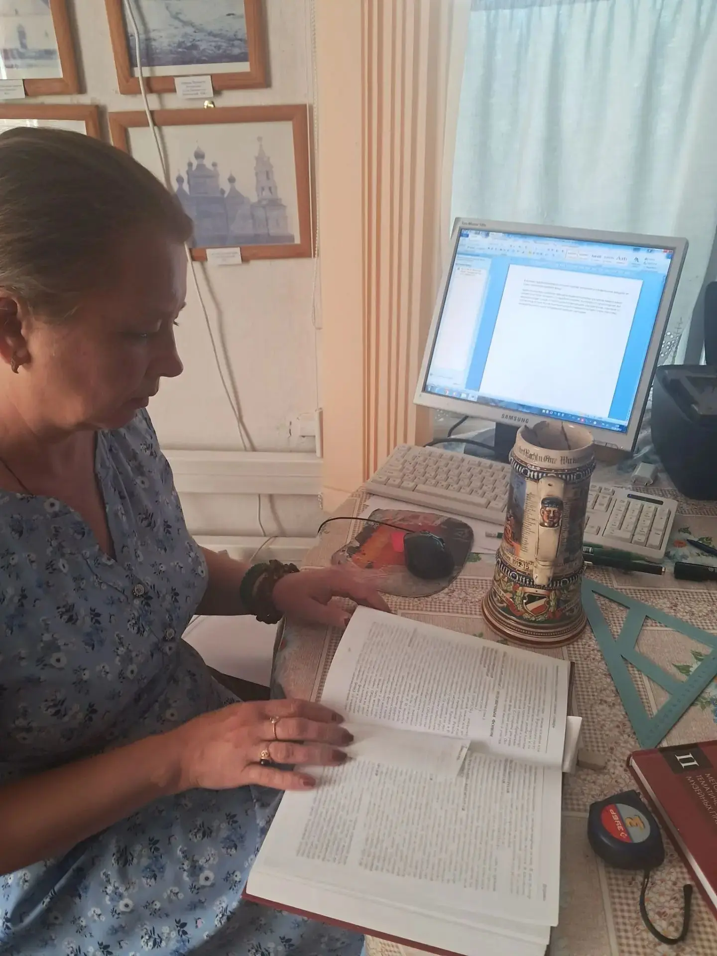 Изучение новых экспонатов — одна из ключевых задач хранителя музейных предметов.
Все наши музейные п