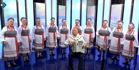 📺 В эфире телеканала «Юрган» и в гостях у передачи «Ми тані сьылам» народный хор «Горенка» из Дома 