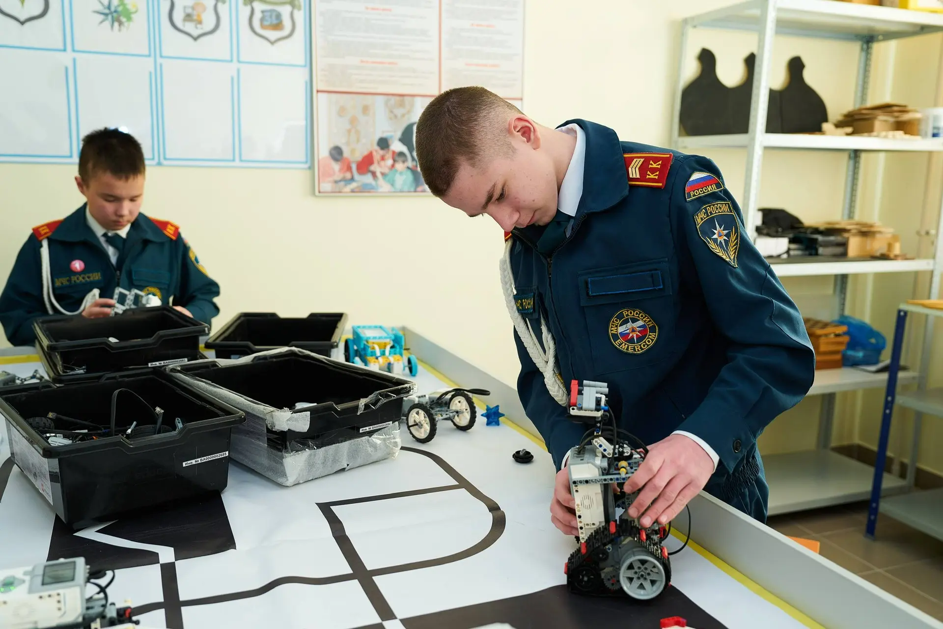 Следующим пунктом рабочей поездки в Березовский район стал Хулимсунт. В рамках визита осмотрел новый