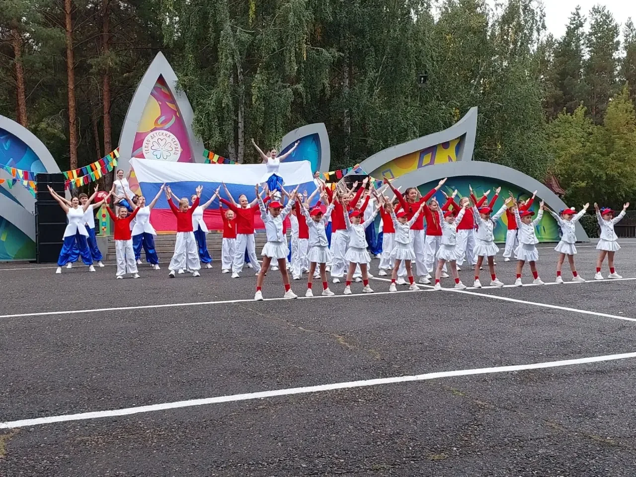 8 сентября в Самородово состоялось торжественное открытие XXI фестиваля "Тепло детских ...