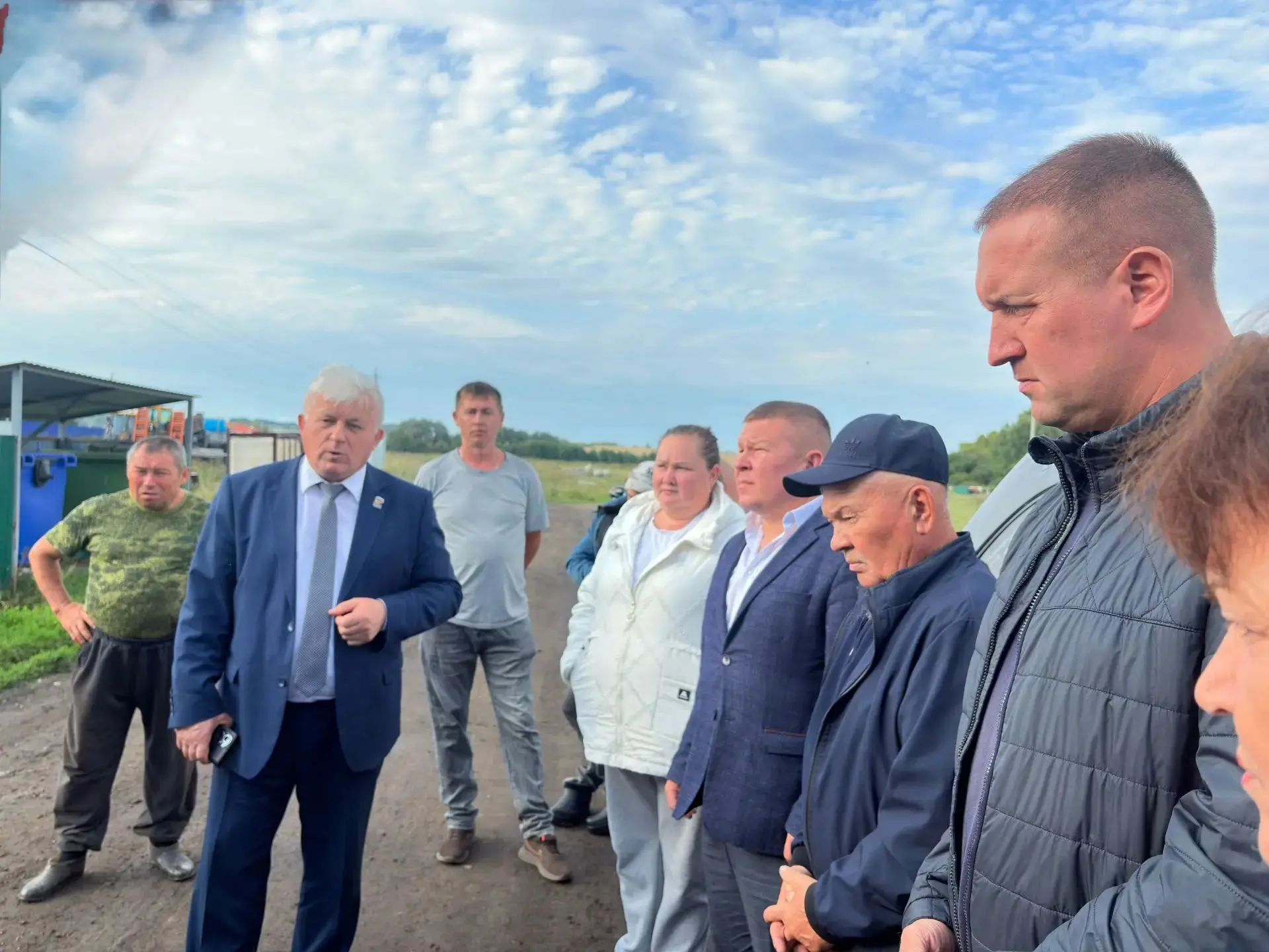 💢Встретился с жителями улицы Крепкова. Обсудили одну из наболевших проблем.