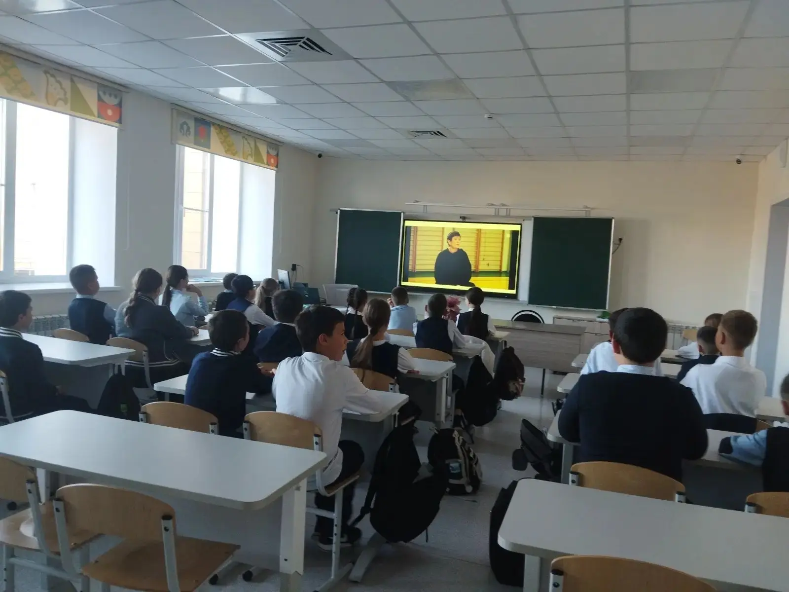 Понедельник — день «Разговоров о важном»!