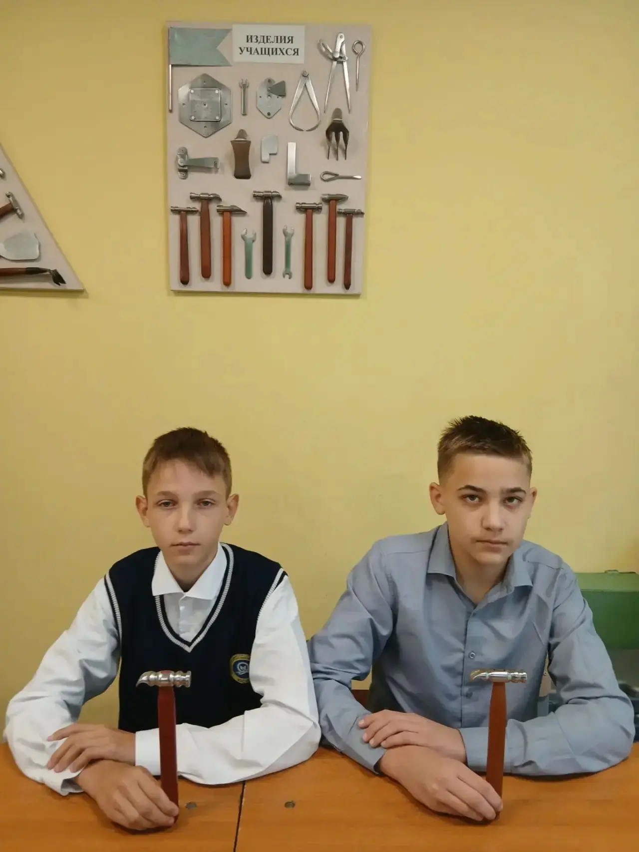 🔨 Настоящие мастера растут на уроках технологии!
