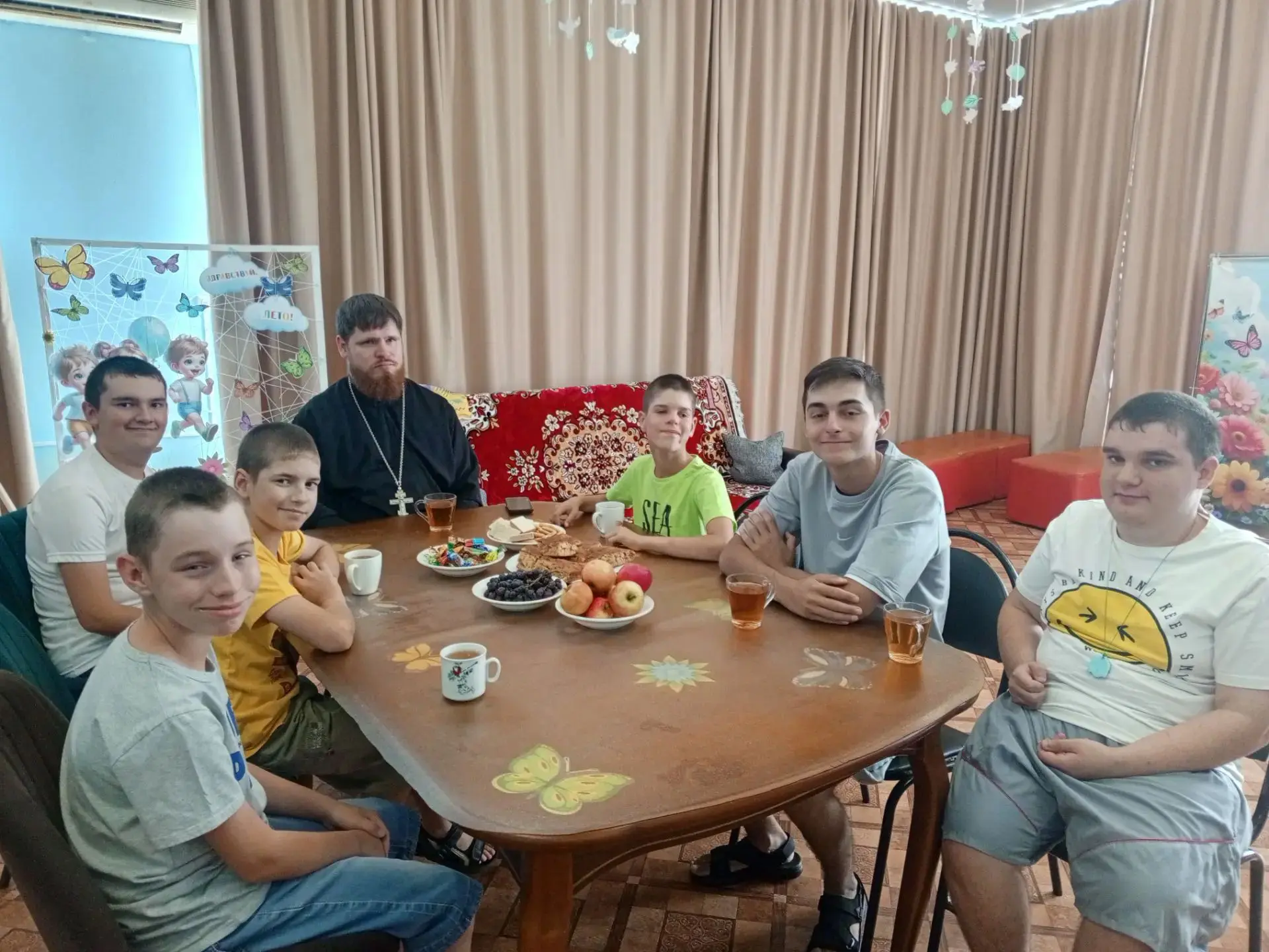 🌟В  «Солнечном» состоялось праздничное мероприятие, посвящённое Яблочному Спасу. 🍏Реб...
