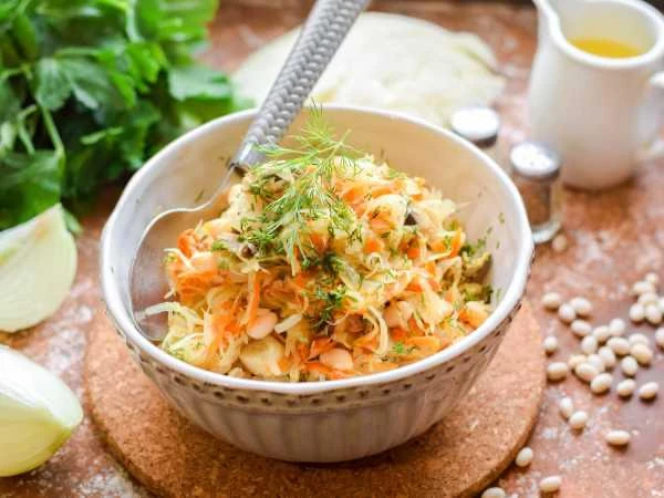 🥬 Тушёная капуста с грибами и фасолью