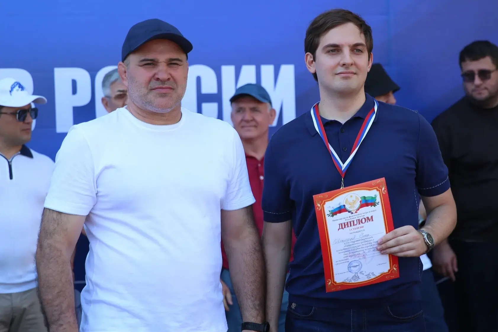 🏊‍♂️Сотрудник Минимущества Дагестана стал победителем Спартакиады госслужащих