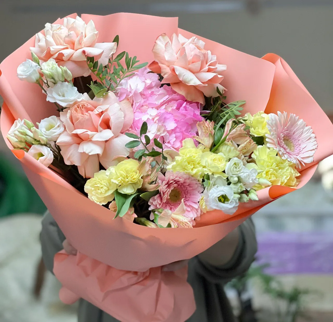 🌍 Цветы из любой точки мира — в руки через 2 часа! 🌸

Друзья, у нас супер-новость! Заказывайте бук