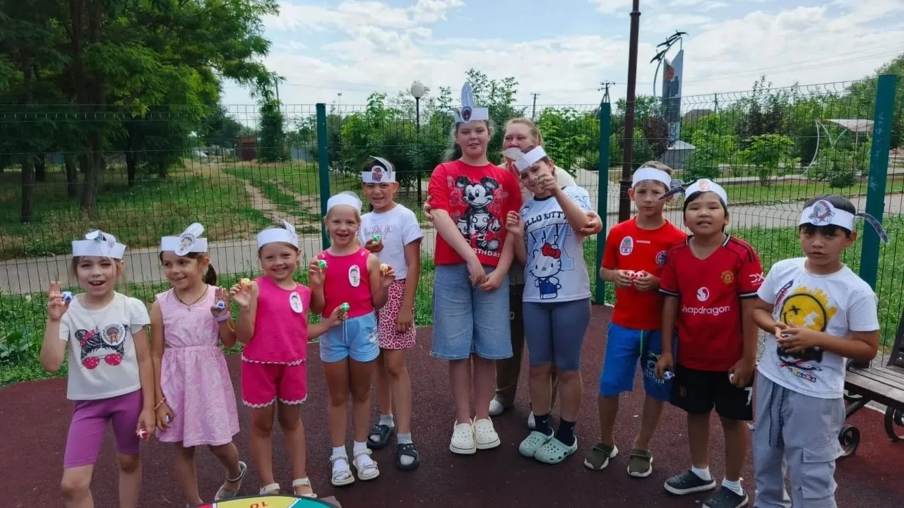 В доме культуры села Шангала 22 июня прошла игровая программа для детей "День индейцев". 
Ребята уча
