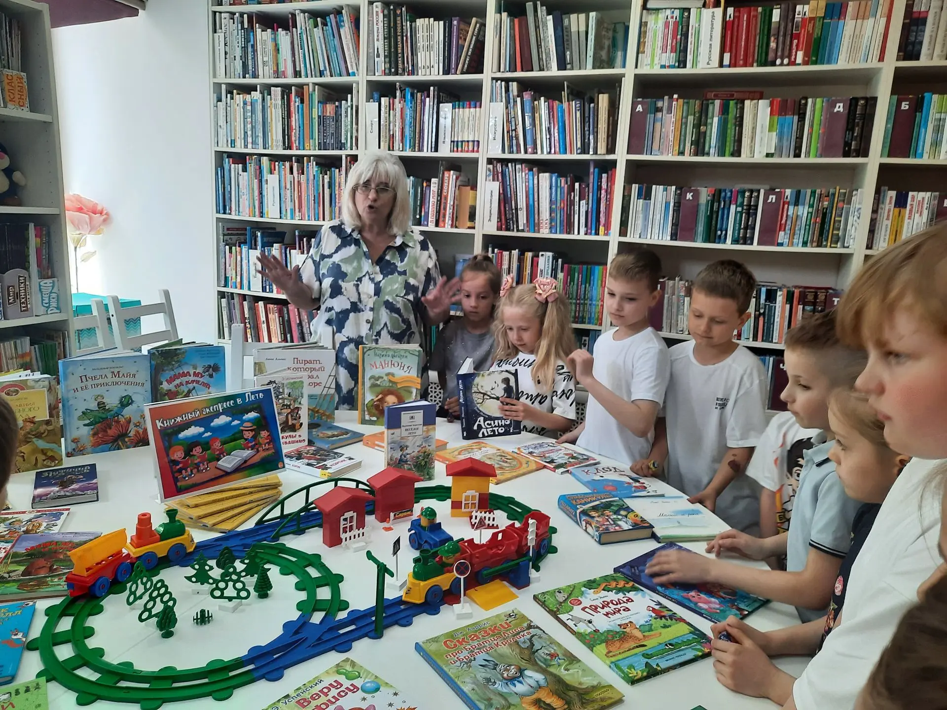 Встреча с интересной книгой — это всегда радость, а встреча с новой книгой – это радост...