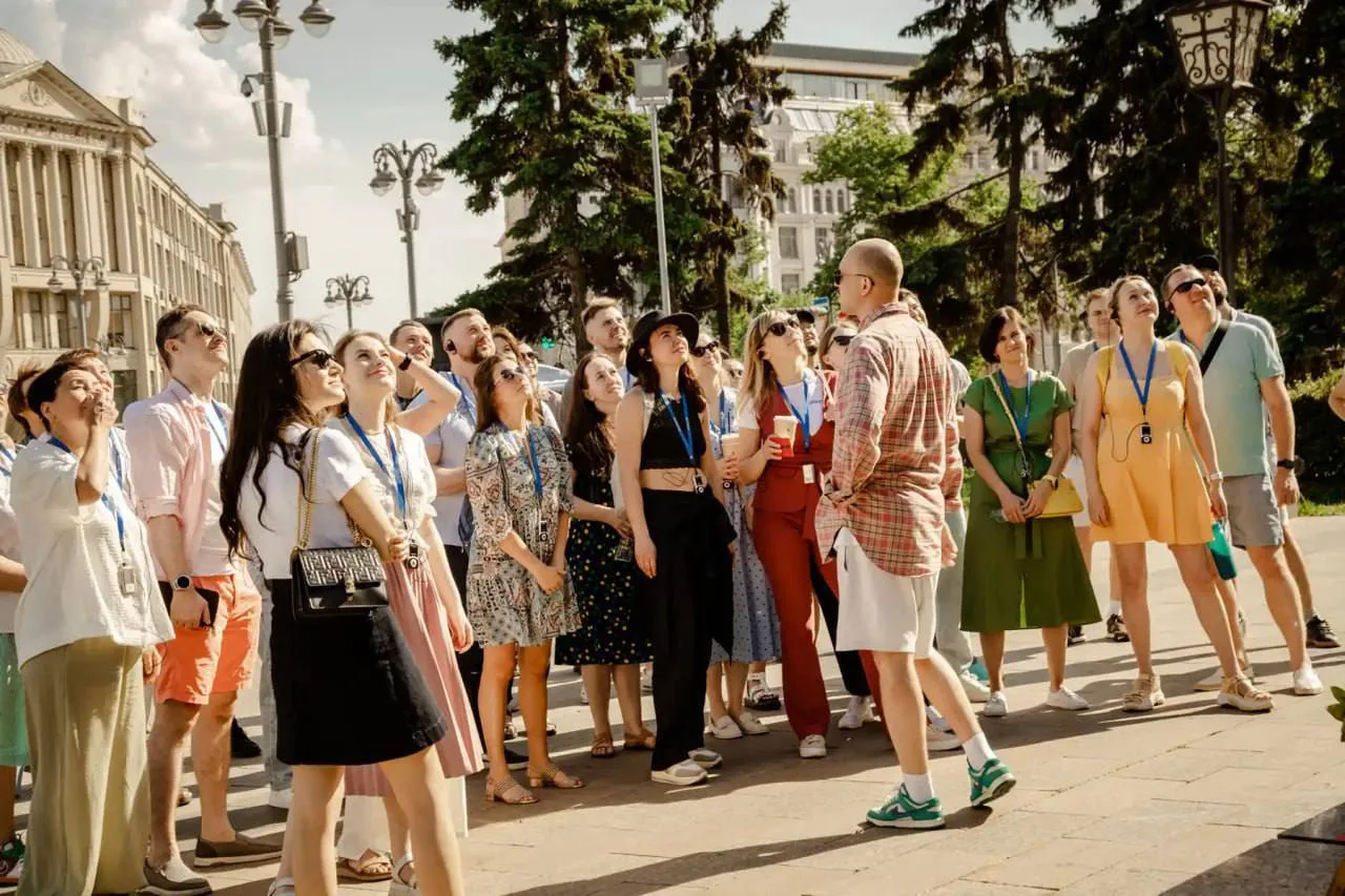🚶Стендап-экскурсия по Патрикам  😉 «Стендап-экскурсия» — это что-то по-настоящему новое и необычное! 
