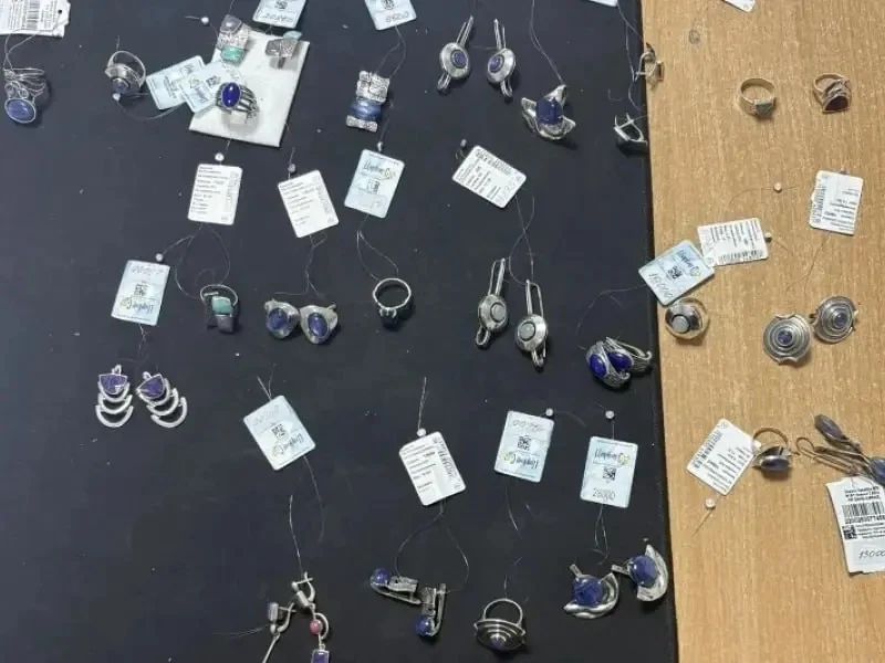 💍 В Барнауле рецидивист украл из ювелирного отдела украшения почти на 500 тысяч рублей
