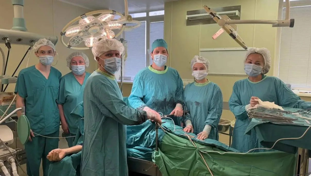 🏥 В Альметьевске удалили опухоль весом 10,4 кг у 70-летнего жителя Бугульмы