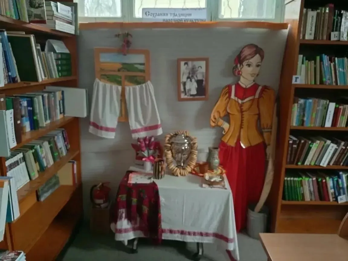 Обучающаяся 2 « А» класса Енина Эвелина, победитель районного конкурса в рамках проекта « Историческ