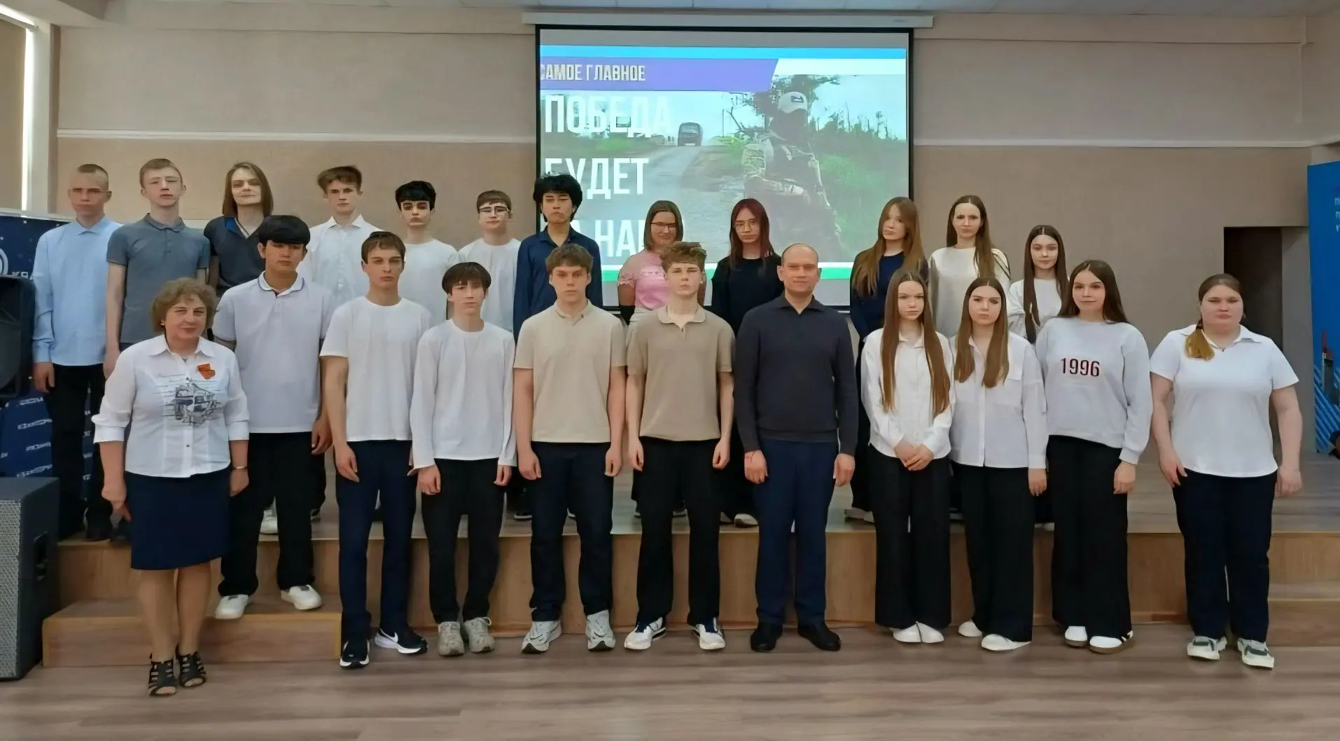 ⭐️ «Служу Отечеству» ⭐️  На днях в стенах нашей школы случилось то, что запомнится ребятам на всю жи