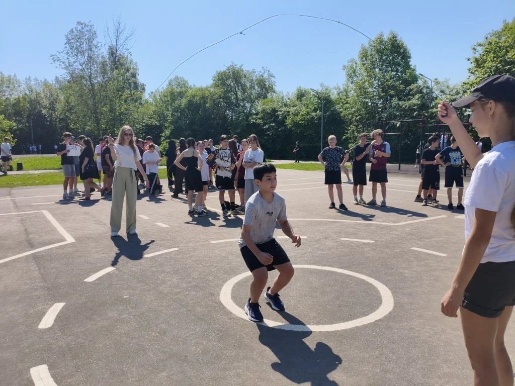 💪День здоровья в школе - праздник хорошего настроения!  В пятницу  в нашей школе был проведен День з