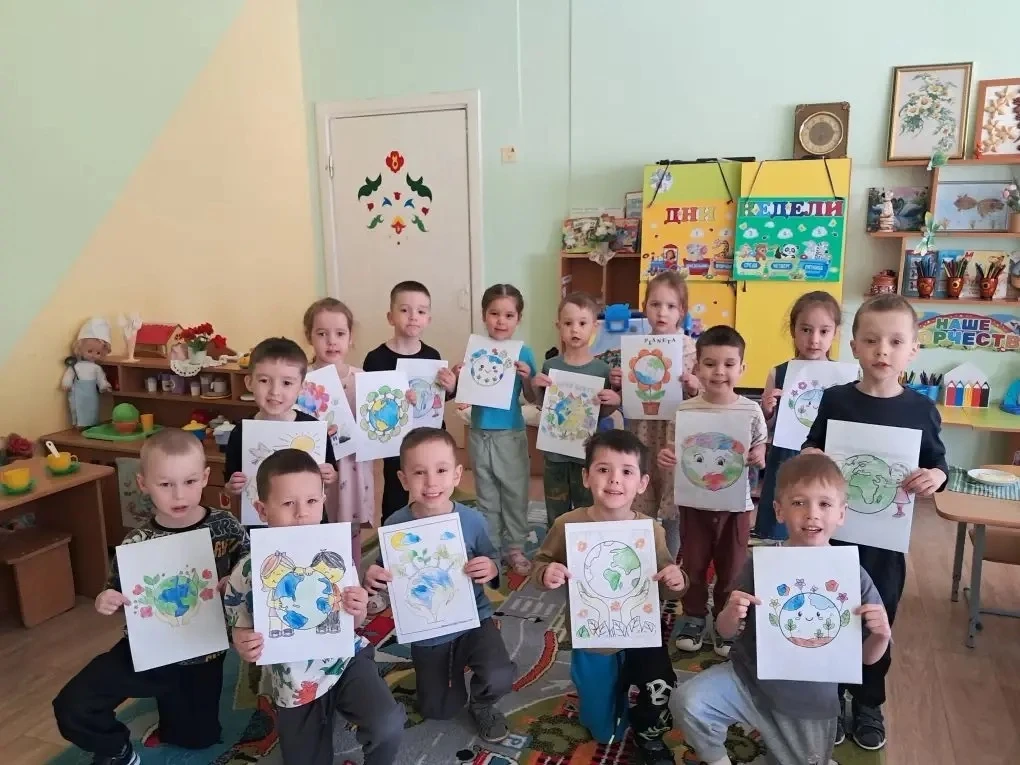 “Табигатьне саклауда башкаларга һәрчак үрнәк булыгыз”🌲🌺🌷🦋🐦‍⬛🐿дигән  девиз белән у...