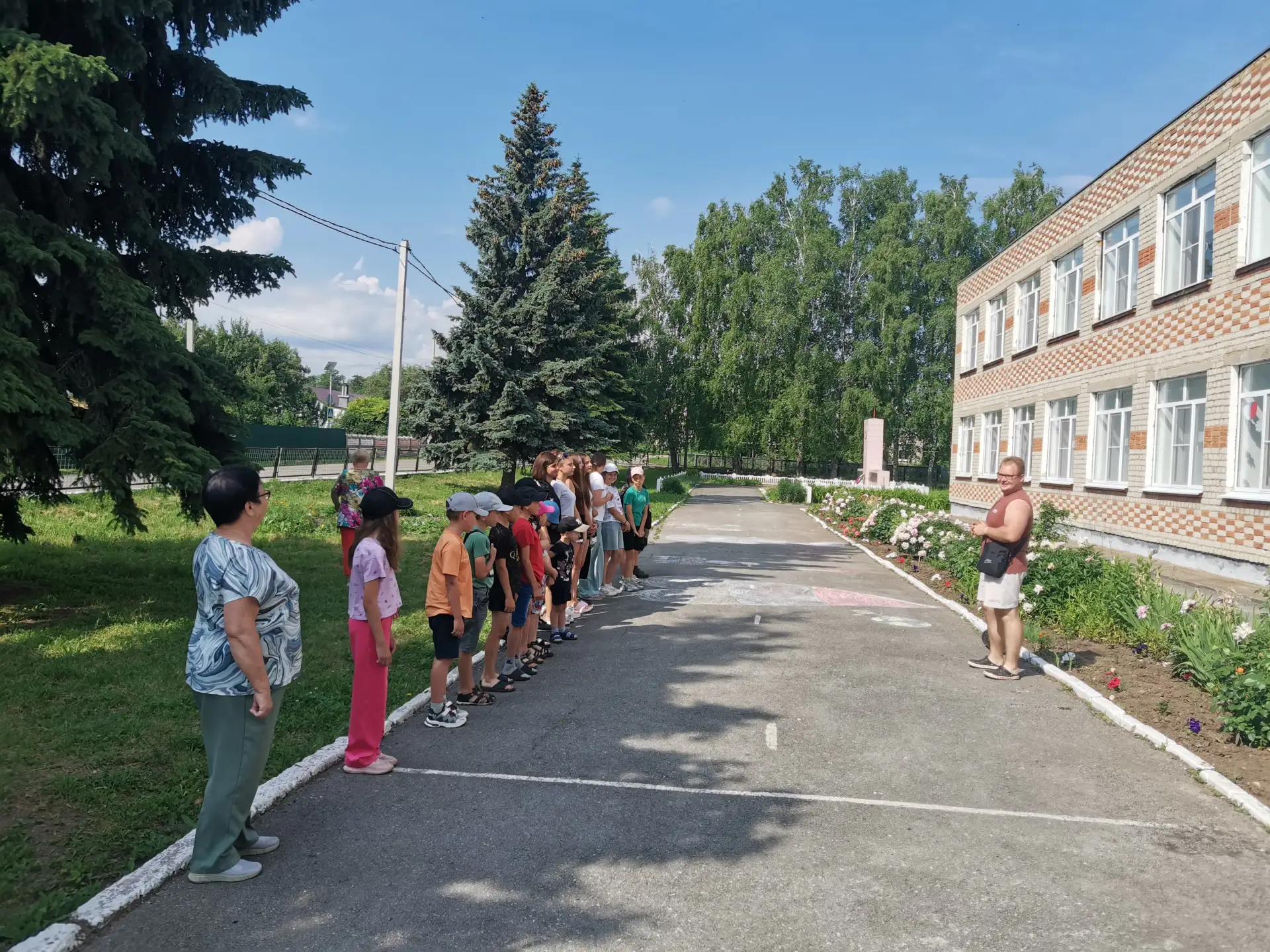 Сегодняшний день в лагере мы посвятили старинному городу Ельцу! Ребята познакомились с его богатой и