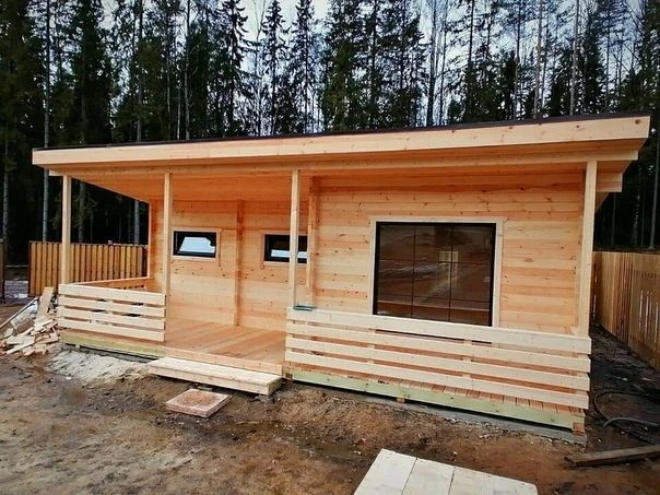 Построил баньку. Дайте критики.