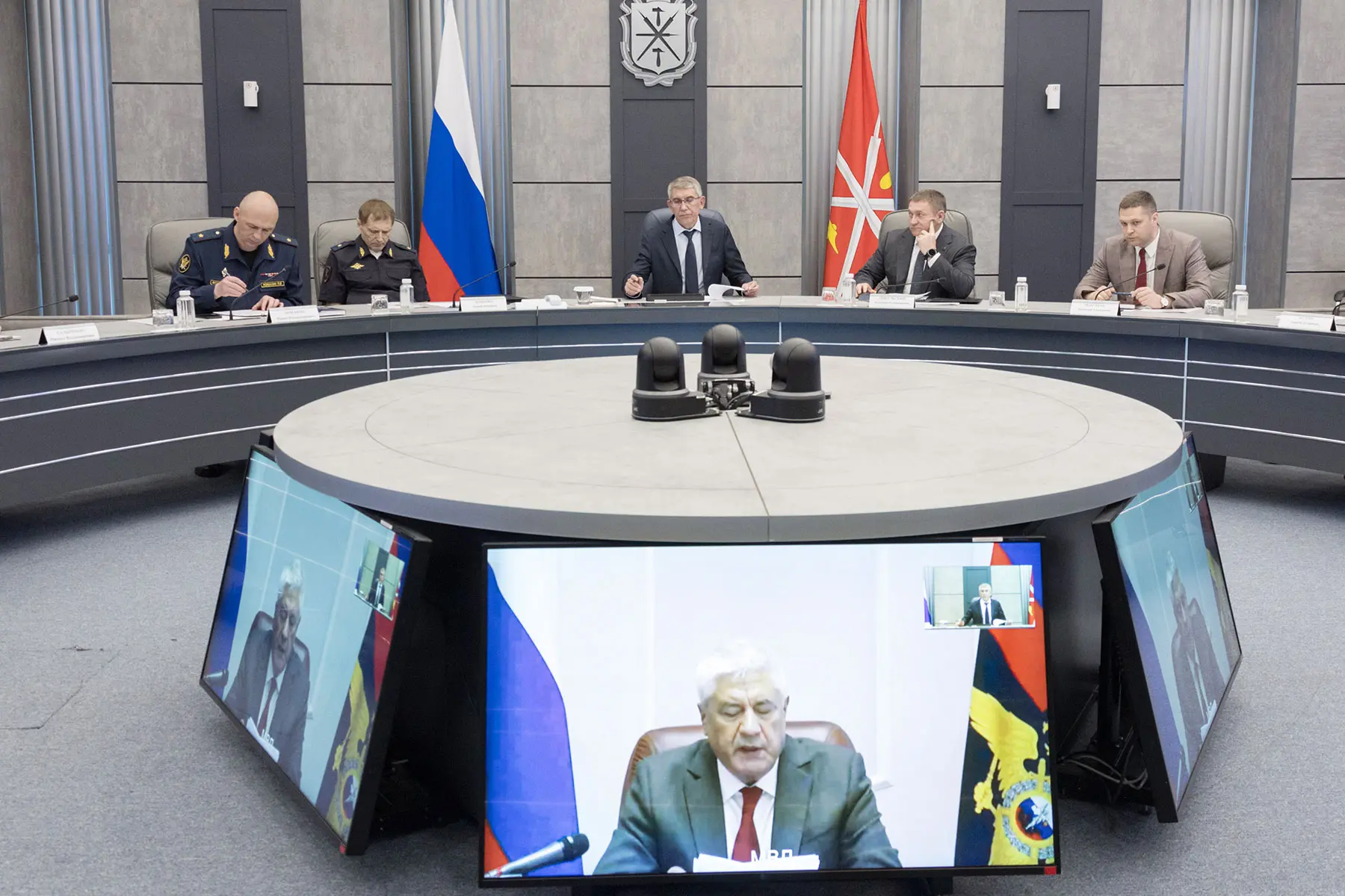 Начальник УМВД России по Тульской области Андрей Даценко принял участие в заседании Государственного