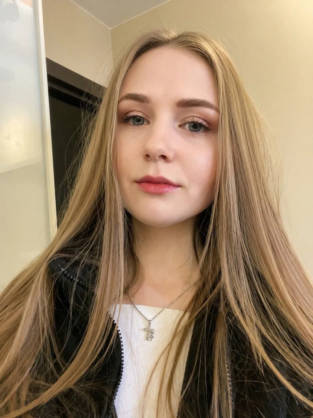 Сегодня словила момент тишины и поймала себя на мысли, как важно иногда просто остановиться и быть «