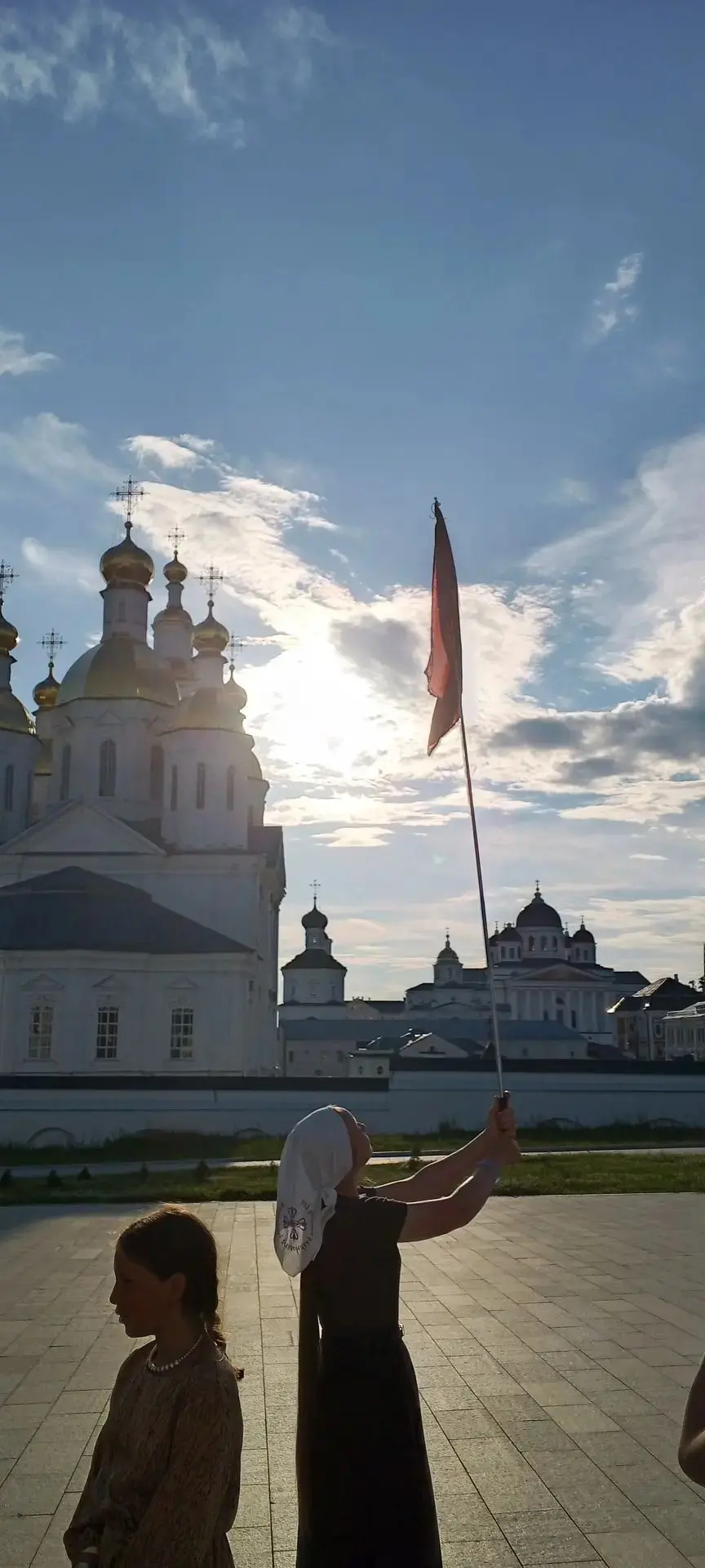 9 #МоеИдеальноеЛето
Наше лето началось не с пляжа и не с шашлыков. Оно началось с дороги. С Великоре
