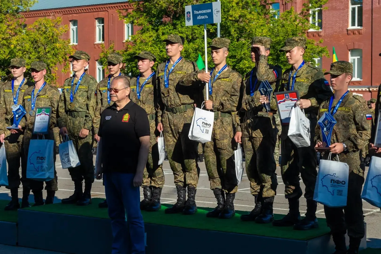Сборная Ульяновской области вошла в пятёрку лучших команд юнармейских сборов ПФО «Гвард...