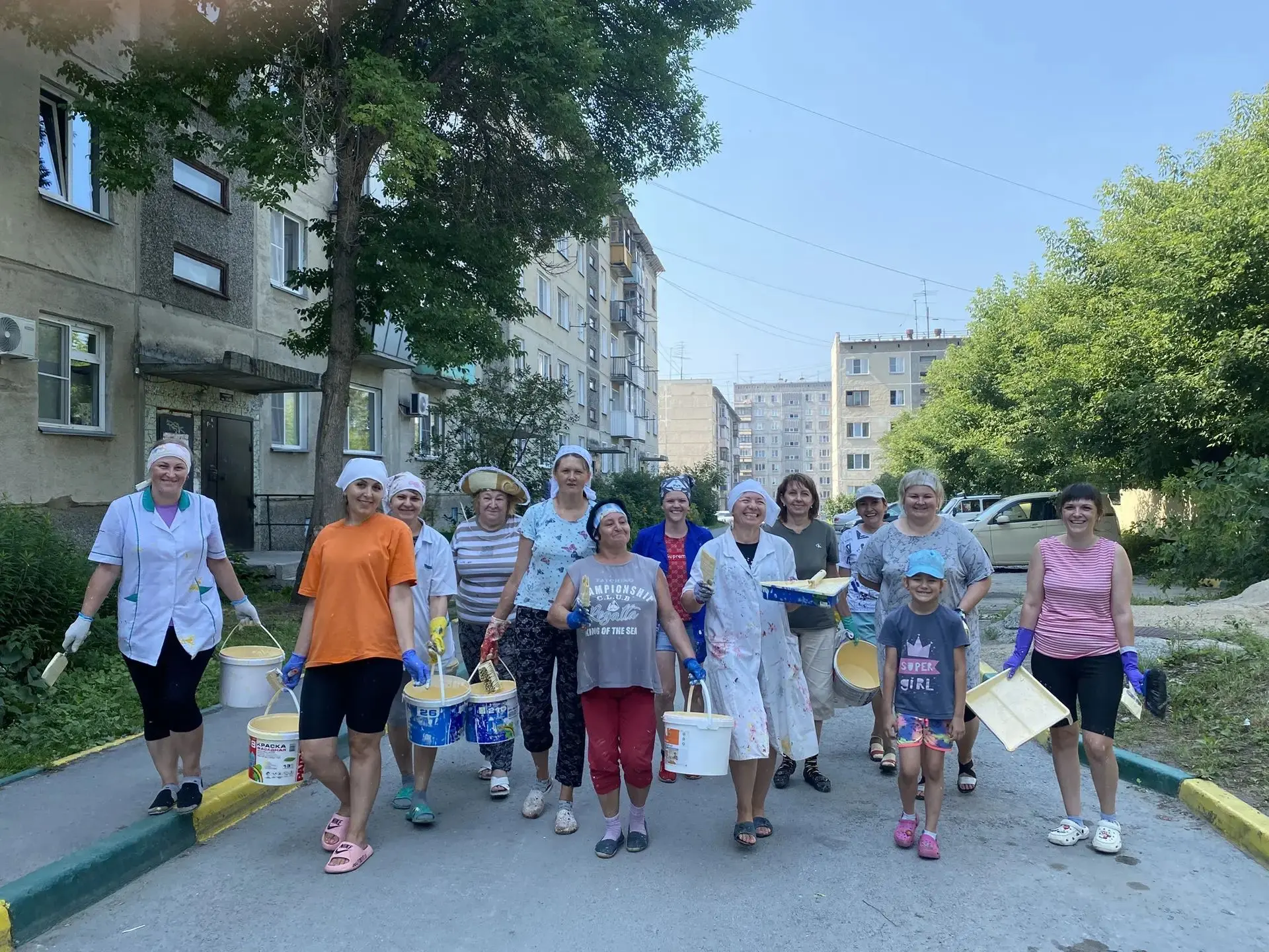 Благодаря общим стараниям
«Звёздочка» встречает ребят чистой, светлой и уютной. Уже в понедельник дв