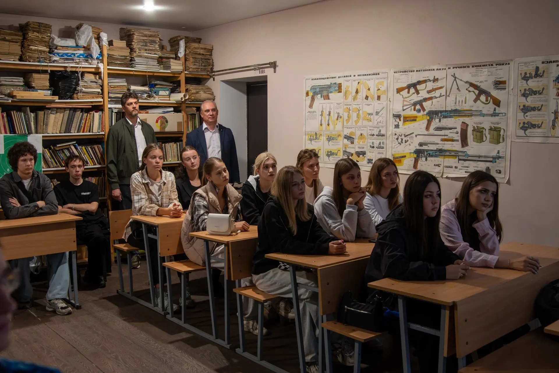 В дополнение к предыдущей записи о посещении клуба «Дивизион» несколько фотографий наши...